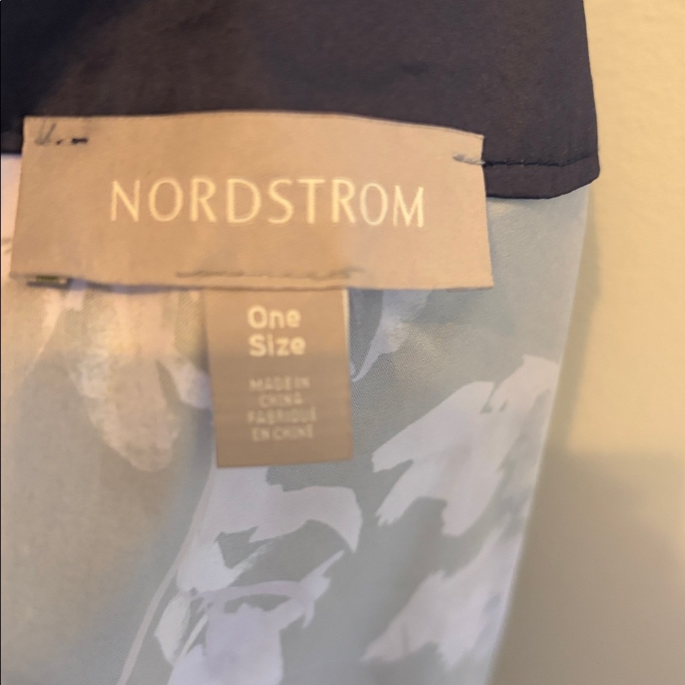 Nordstrom Floral Kimono - Picture 5 of 5